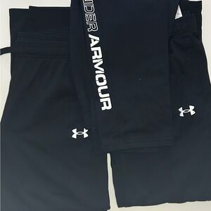 Under Armour Black Kids' Athletic Sweatpants & Joggers - Logo Detail